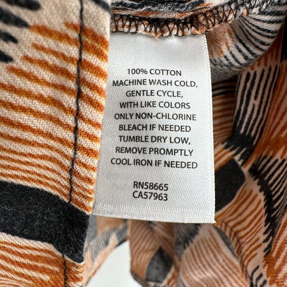 Treasure and Bond Women's Grey-Brown Geo Stripe Blouse size L Career Top NWT - Picture 7 of 7